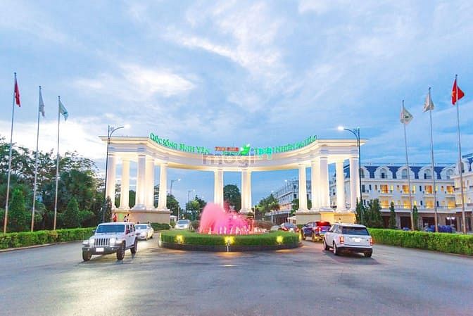 Hình ảnh Bán Đất Trong Khu Đô Thị 5 Sao , Mặt Tiền Đường Đinh Đức Thiện SHR