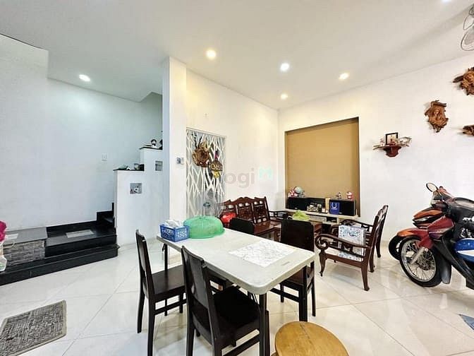 Hình ảnh SIÊU PHẨM Ngay Hoàng Văn Thụ -Quận Tân Bình