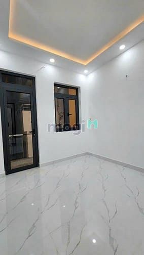 Hình ảnh NHÀ NGON RẺ NHẤT, Hoàng Văn Thụ, P2, Tân Bình, 65m2,1tỷ800, Sổ riêng.