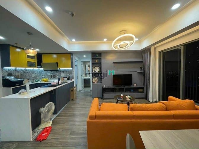 Hình ảnh Chủ Gửi Bán Căn Hộ Masteri Thảo Điền Q2 65m2 2pn chỉ 2tỷ2 sổ cầm tay