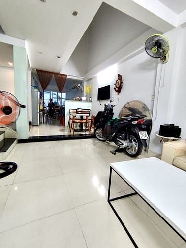 Hình ảnh SIÊU PHẨM ngay Trần Quang Diệu- Quận 3