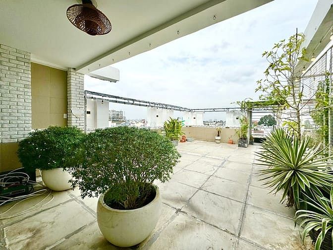 Hình ảnh Khai trương siêu phẩm Penthouse Tân Bình gần sân bay, bancol siêu to