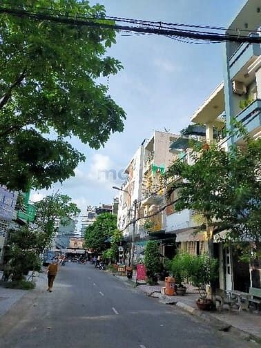 Hình ảnh Bán nhà 3 tấm mặt tiền đường số 32 Tên Lửa