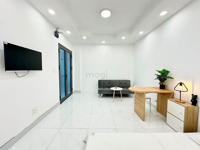 Hình ảnh Sale Căn 2PN Ban Công Cộng Hoà Tân Bình Gần Sân Bay