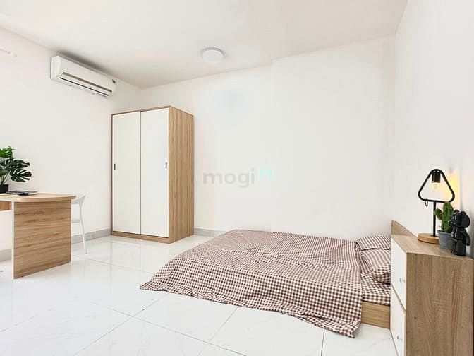 Hình ảnh Sale Căn 2PN Ban Công Cộng Hoà Tân Bình Gần Sân Bay