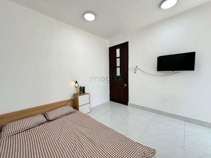 Hình ảnh Sale Căn 2PN Ban Công Cộng Hoà Tân Bình Gần Sân Bay