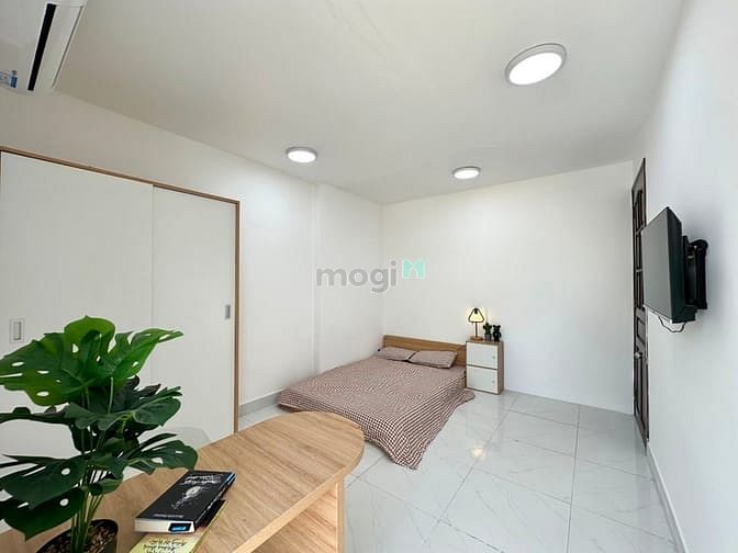 Hình ảnh Sale Căn 2PN Ban Công Cộng Hoà Tân Bình Gần Sân Bay