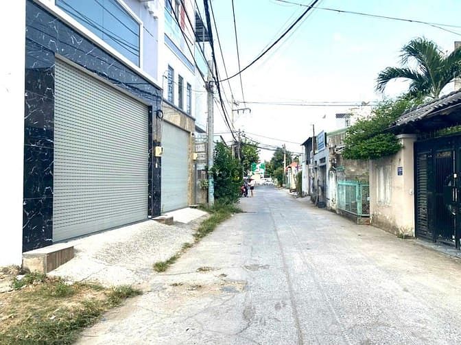 Hình ảnh Bán đất mặt tiền hẻm 218 đường võ văn hát. p long trường .Q9