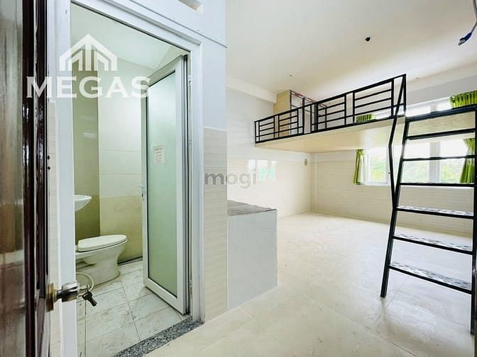 Hình ảnh Căn Hộ Mịn Full Nội Thất Giá Rẻ, Có Ban Công Ngay Lê Thúc Hoạch