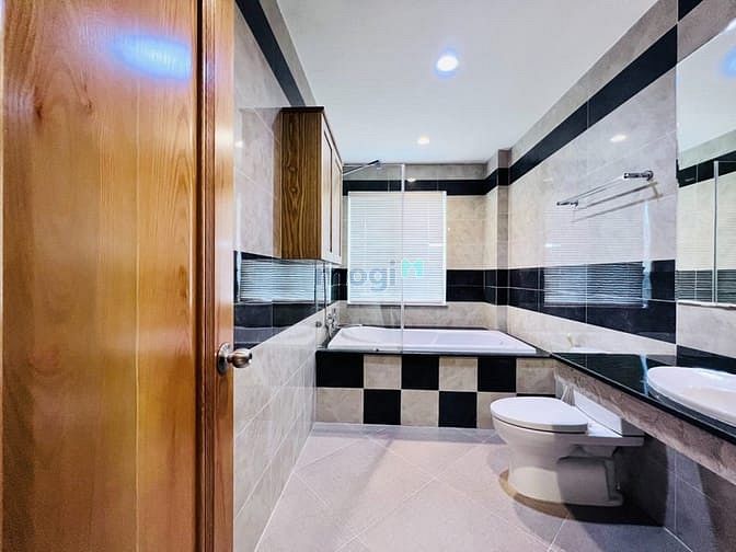 Hình ảnh Chung cư mini_ đủ nội thất_ ưu đãi 200, view đẹp, gần Crescent Q.7