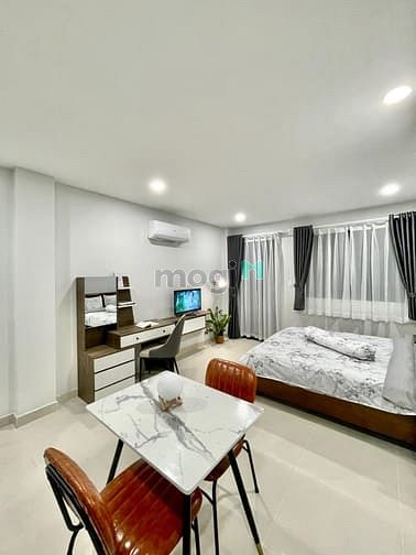 Hình ảnh CĂN HỘ STUDIO full option mới tinh gần CV Hoàng Văn Thụ