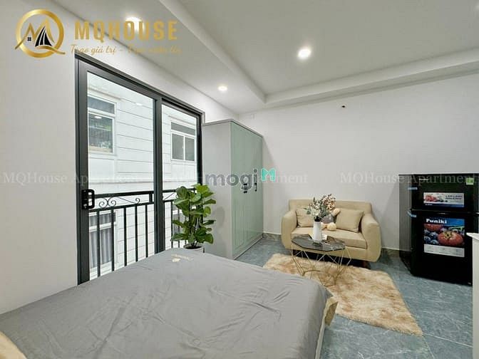 Hình ảnh Mb6623 nạp rút nhanh chóng mới 100% ban công - thang máy - tone xanh gần CV Gia Định
