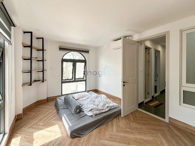 Hình ảnh Phan văn trị bình thạnh lô góc 2MT DT 66m 5 tầng 4pn.chỉ 9.8 tỷ