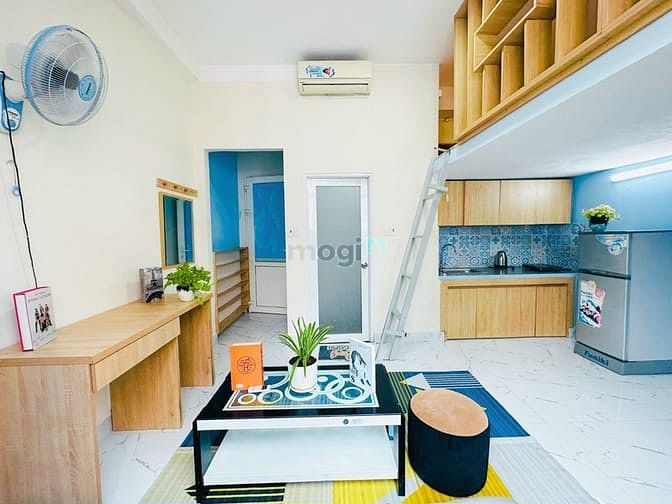 Hình ảnh Phòng Duplex - Cửa Sổ Lớn - Đầy Đủ Nội Thất - Cho Thuê Giờ Tự Do