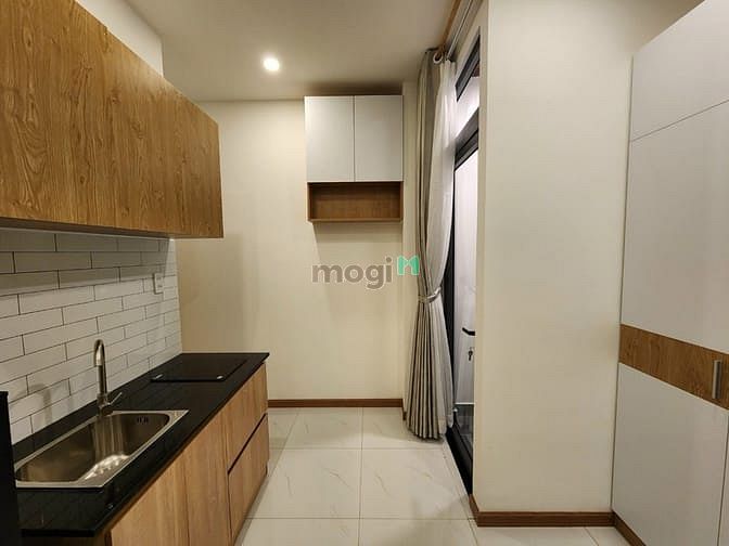 Hình ảnh Bàn Cờ Q3, phòng dạng duplex, có gác xép