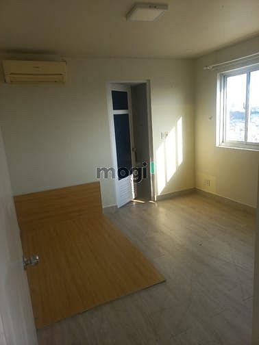 Hình ảnh Chung cư Bàu Cát - Tân Bình 90m2 11tr/tháng, 3p ngủ. Nội thất cơ bản