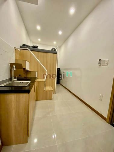 Hình ảnh Bàn Cờ Q3, phòng dạng duplex, có gác xép