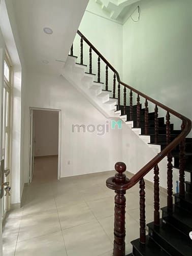 Hình ảnh Ngang 5m - nhà mới Nguyễn Thái Bình Quận Tân Bình