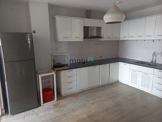 Hình ảnh Chung cư Bàu Cát - Tân Bình 90m2 11tr/tháng, 3p ngủ. Nội thất cơ bản