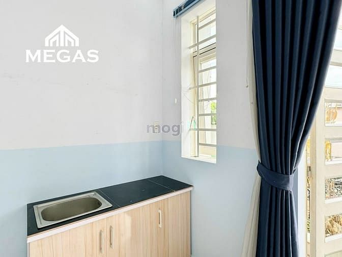 Hình ảnh phòng full nt - ban công cửa sổ thoáng Phạm Văn Đồng