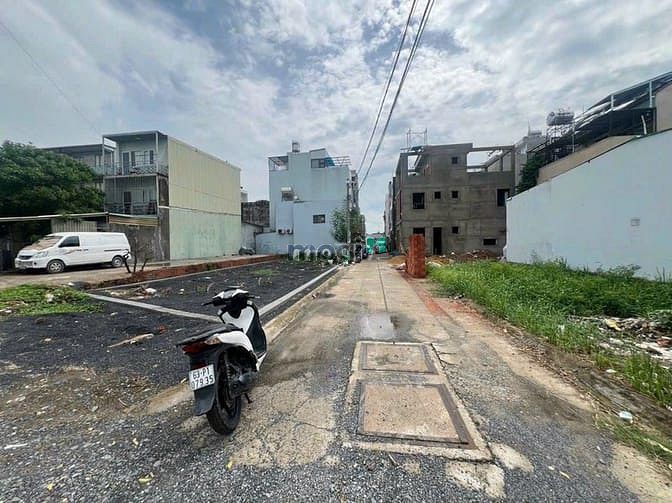 Hình ảnh DUY NHẤT NỀN GIÁ RẺ 92m2 / 2tỷ8 đ.Hồ Học Lãm, Phường An Lạc, Bình Tân