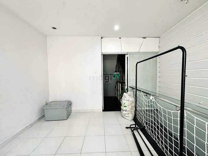 Hình ảnh Phan Văn Trị, Bình Thạnh 3.7 x 10M x 5 tấm ( 38M2 ) 1,960 TỶ TL