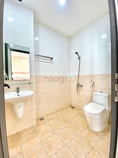 Hình ảnh Thuê Căn Hộ Full Nội Thất 1PN Có View Ban Công Siêu Xịn Xò