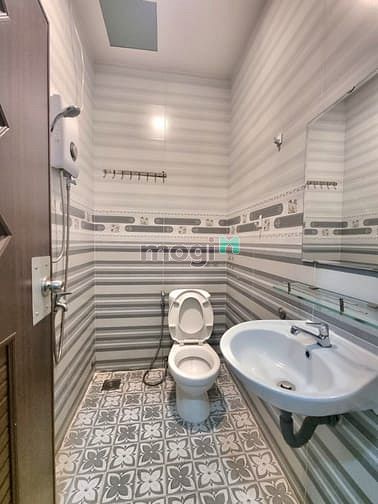 Hình ảnh Mb6623 nạp rút nhanh chóng studio full nội thất gần cầu Kênh tẻ , ĐH Tôn Đức Thắng