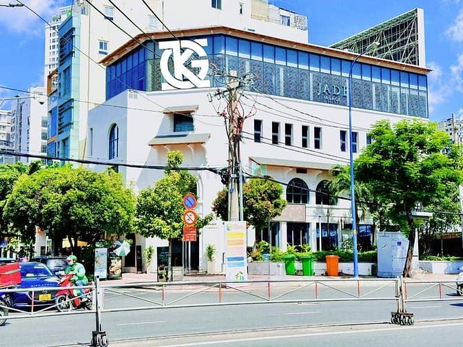 Hình ảnh Góc 2 mặt tiền 12x25m đường Nguyễn Tất Thành,Q4  Trệt 3 lầu SIÊU ĐẸP
