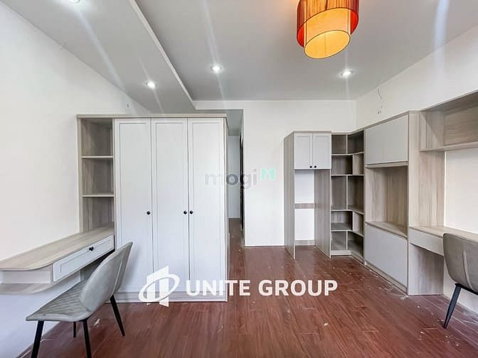 Hình ảnh Sale Căn Cửa Sổ Lớn Bạch Đằng Tân Bình Gần Sân Bay