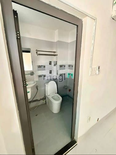 Hình ảnh Cho Thuê Studio Ban Công Siêu Rộng Mới Tinh