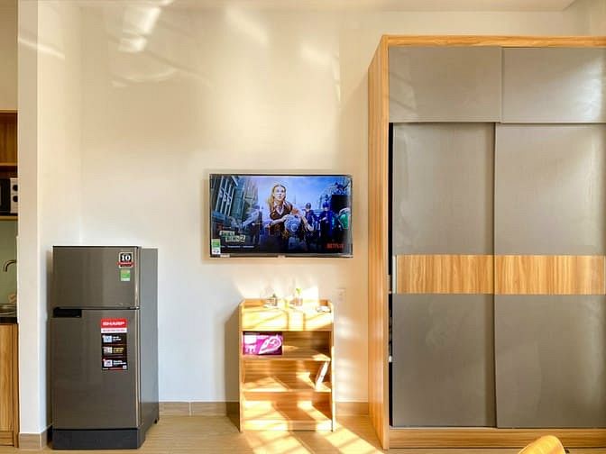 Hình ảnh Cho Thuê Căn Hộ Studio Ban Công Full Nội Thất Đối Diện Đại Học Rmit Qu