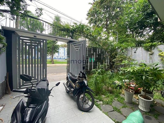Hình ảnh Biệt thự MT đường số 5 khu Tên Lửa - Bình Tân, 8x20m, 3 Tấm, 38tr/th