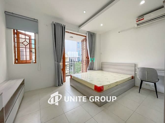 Hình ảnh Phòng studio 40m2 Lạc Long Quân có ban công chữa lành