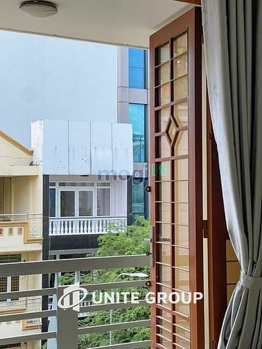 Hình ảnh Phòng studio 40m2 Lạc Long Quân có ban công chữa lành