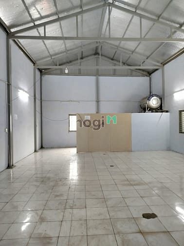 Hình ảnh Cho Thuê Kho Xưởng Đường Phạm Văn Chiêu ngay chợ Thạch Đà.