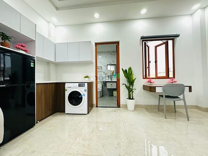 Hình ảnh Mb6623 nạp rút nhanh chóng Studio Full nội thất giá siêu mềm cửa sổ gần CV Hoàng Văn Thụ