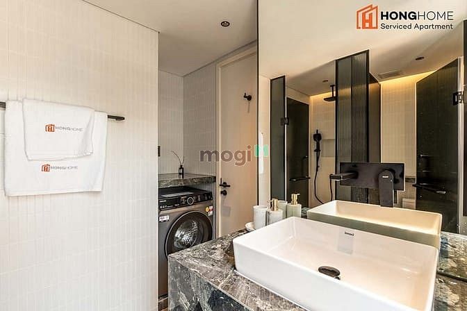 Hình ảnh Cho Thuê Căn Hộ bancol, bể bơi nội thất cao cấp ngay Tản Viên-Tân Bình