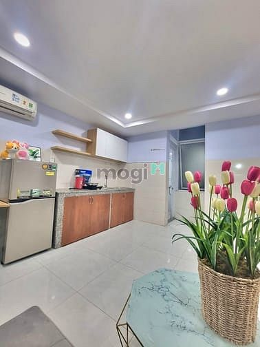 Hình ảnh Sale Căn Cửa Sổ Lớn Bạch Đằng Tân Bình Gần Sân Bay