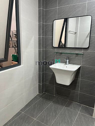 Hình ảnh Studio ban công, cửa sổ full nội thất gần chợ 200 Quận 4