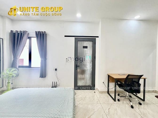 Hình ảnh Phòng Studio siêu đẹp cửa sổ ngay Lăng Cha Cả, gần sân bay TSN