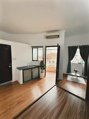 Hình ảnh Cho thuê Studio ban công Trần Hưng Đạo Q5