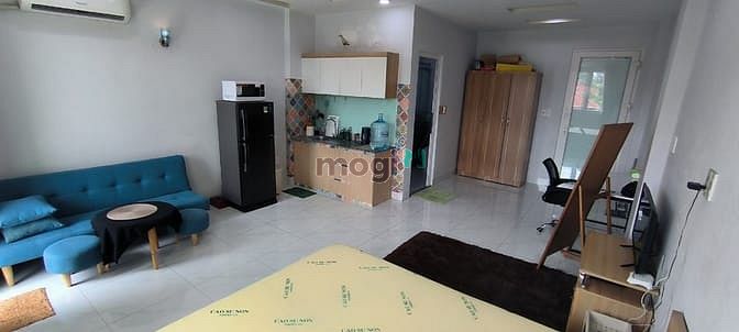 Hình ảnh Cho thuê căn hộ studio 40m2 có ban công Thảo Điền Q2 thang máy