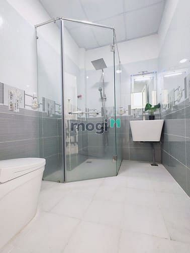 Hình ảnh Cho thuê căn hộ studio 40m2 có ban công Thảo Điền Q2 thang máy