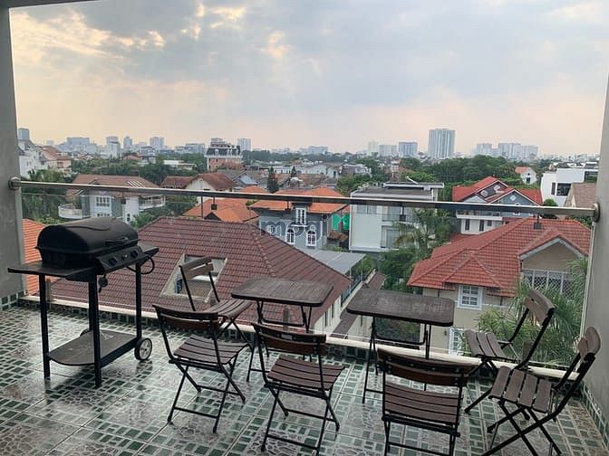 Hình ảnh Cho thuê căn hộ studio 40m2 có ban công Thảo Điền Q2 thang máy
