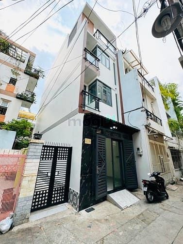 Hình ảnh Nhà MỚI ngay Thích Quảng Đức- Phú Nhuận