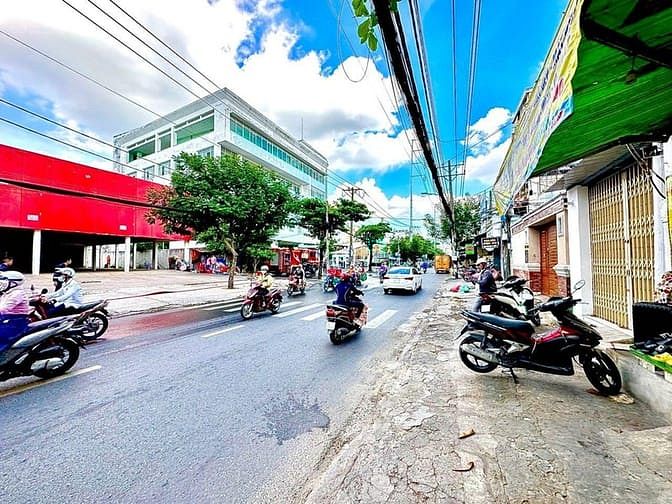 Hình ảnh [ 8.000m2 ] Mặt tiền 856 Âu Cơ Q.Tân Bình - có cho thuê lẻ - 200k/m2 !