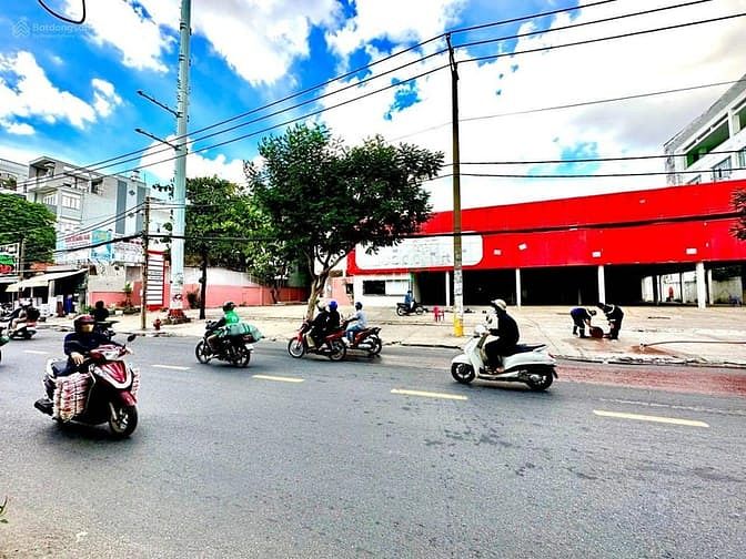Hình ảnh [ 8.000m2 ] Mặt tiền 856 Âu Cơ Q.Tân Bình - có cho thuê lẻ - 200k/m2 !