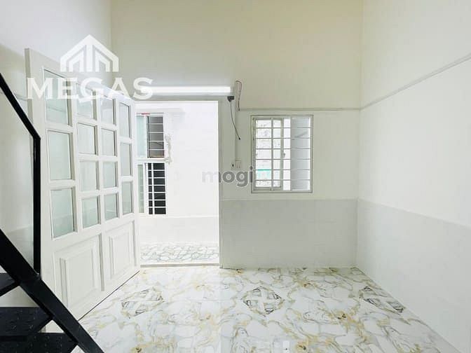 Hình ảnh Phòng trọ Mới Xây Có Gác + Máy Lạnh + Thang Máy