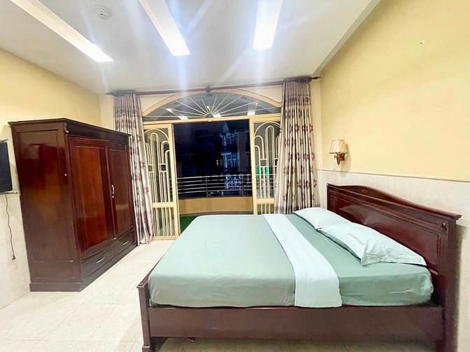 Hình ảnh Cho thuê phòng mặt tiền Chợ Lớn 4,2 triệu